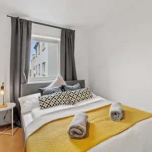  Apartamento Perfect Location, 2 Min To Main Station